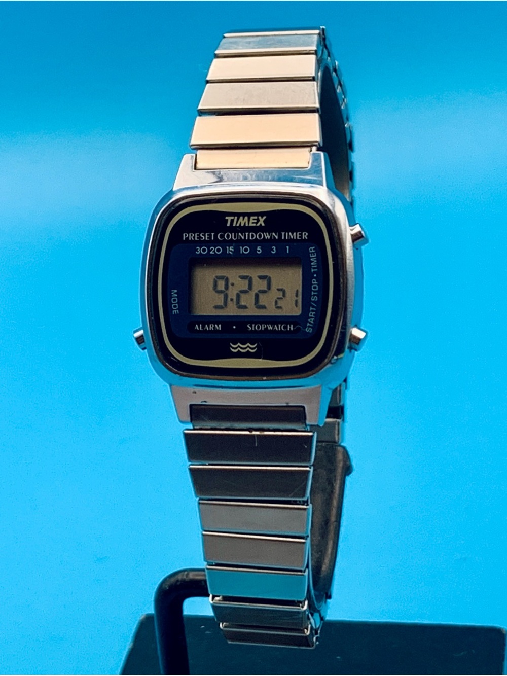 TIMEX Women’s Vintage Digital Wristwatch Countdown Timer Chrono Working New Batt